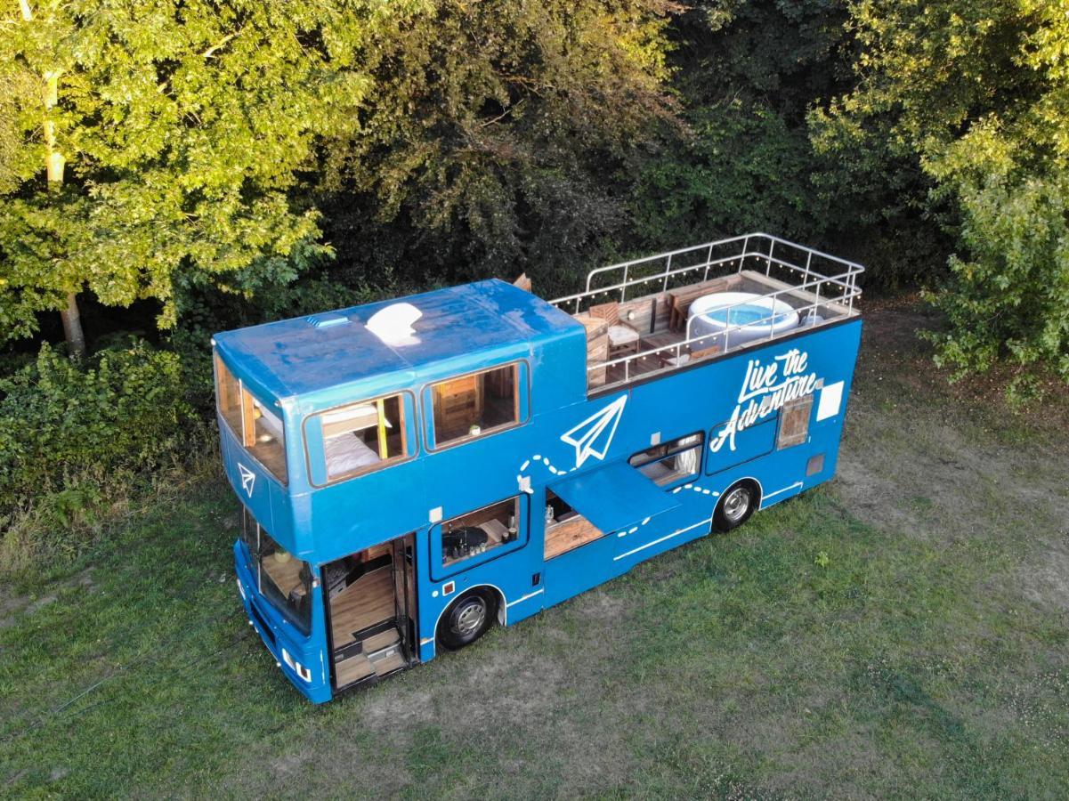 Delightful 2 Bed Double Decker Bus With Hot Tub Hotel Uckfield Eksteriør billede